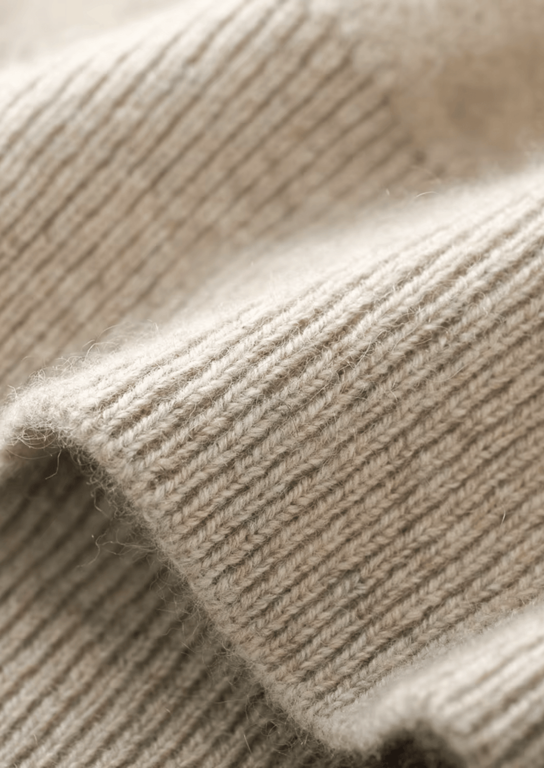 WOOL V-NECK CARDIGAN