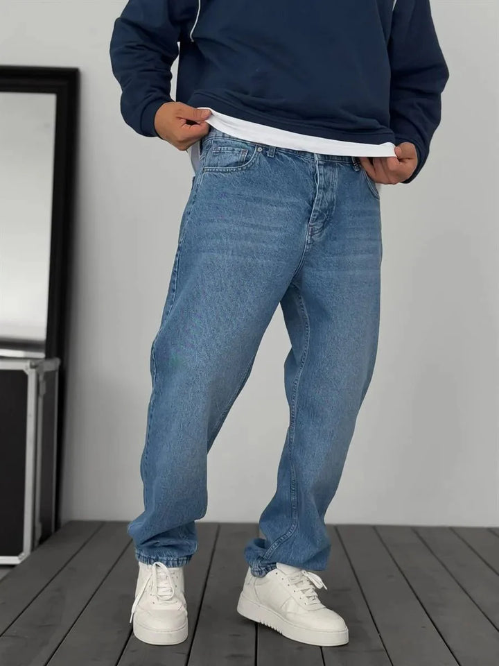 LOOSE FIT JEANS – MID BLUE WASH