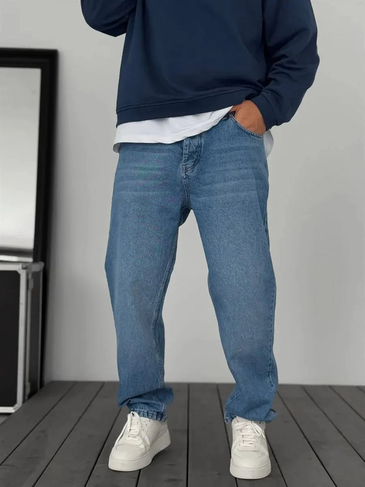 LOOSE FIT JEANS – MID BLUE WASH